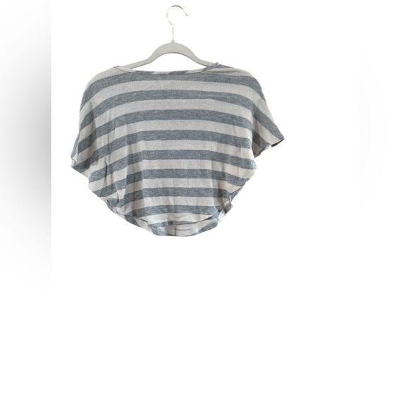 Lilly Bleu Girls Size 10 Gray and Pink Striped Crop Top - Picture 7 of 7